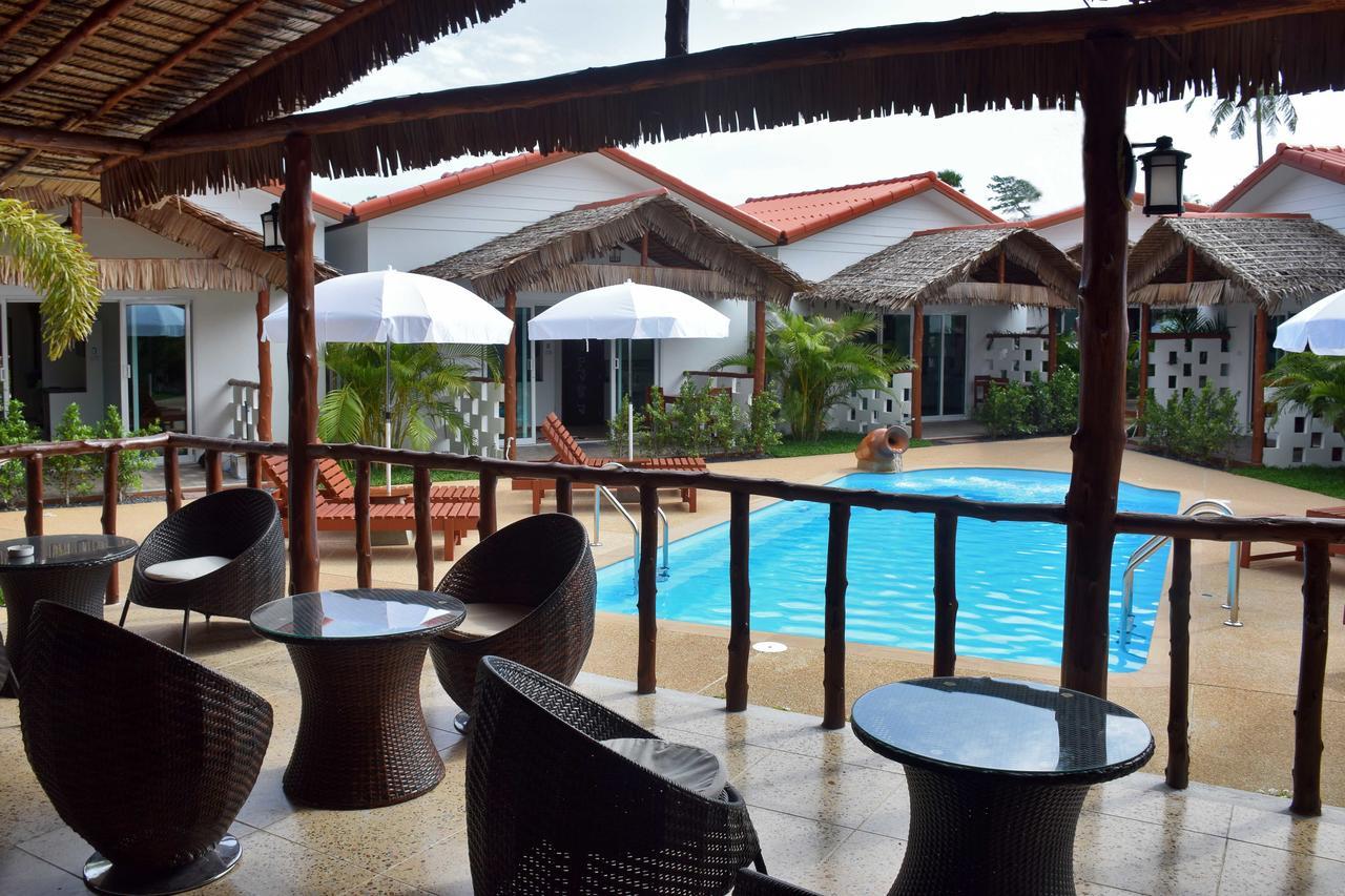 Vivi Bungalows Resort Nai Harn Екстериор снимка