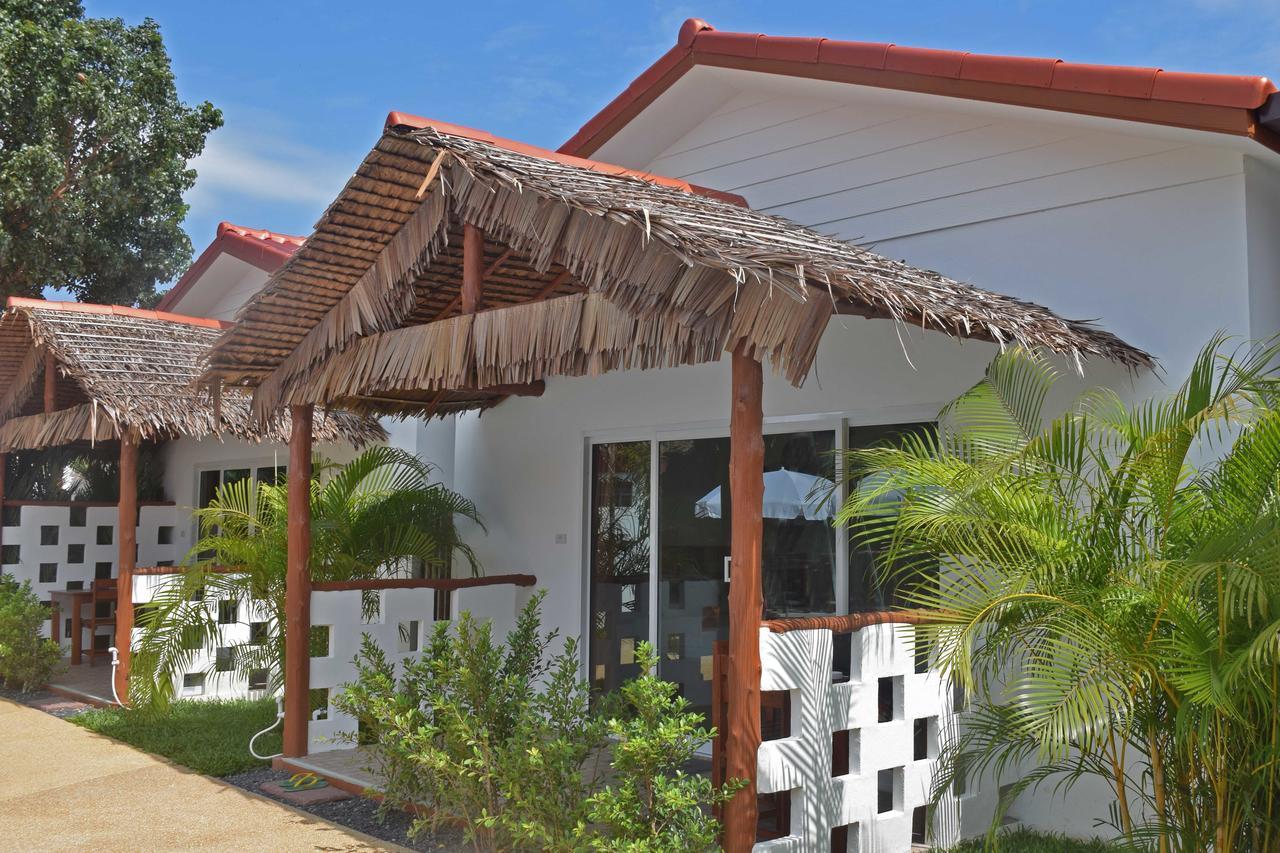 Vivi Bungalows Resort Nai Harn Екстериор снимка