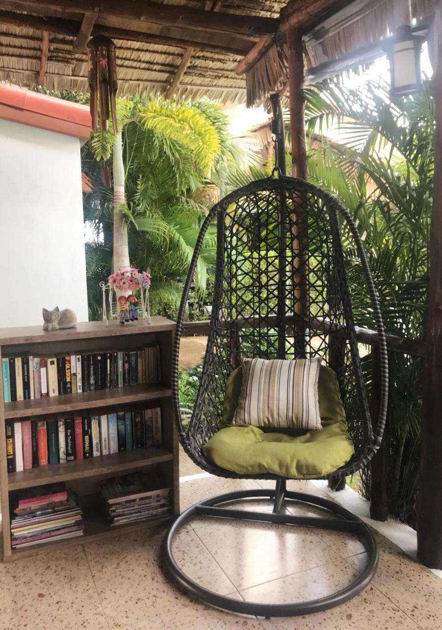 Vivi Bungalows Resort Nai Harn Екстериор снимка