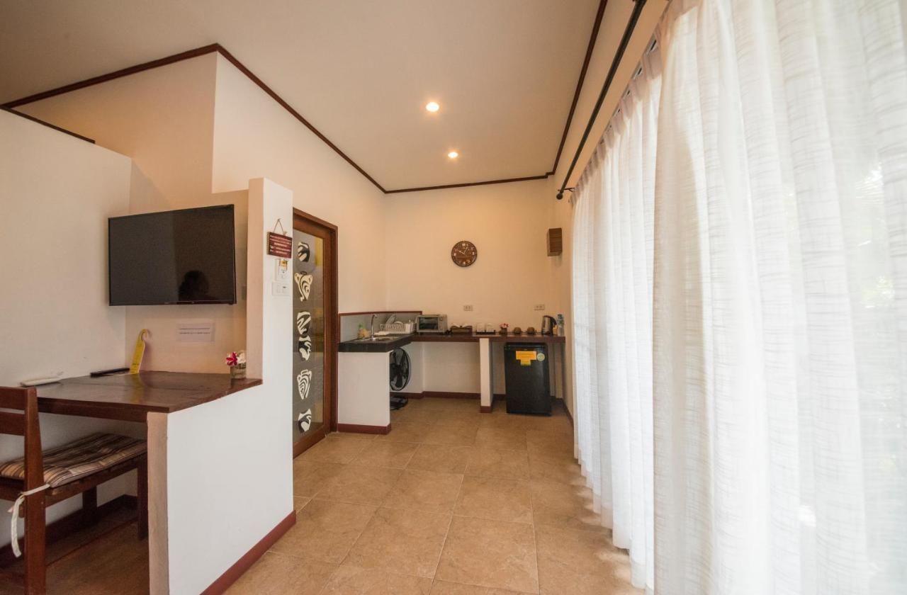 Vivi Bungalows Resort Nai Harn Екстериор снимка